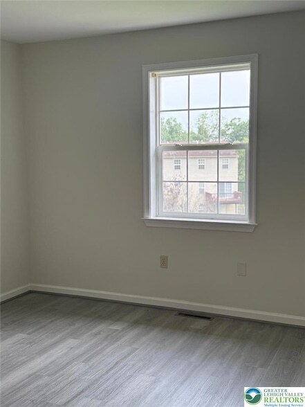 Building Photo - 48 Olde Penn Dr