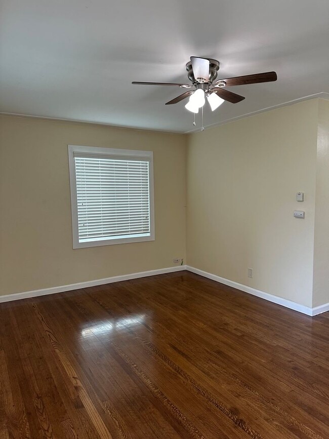 Building Photo - 317 Richfield Ave