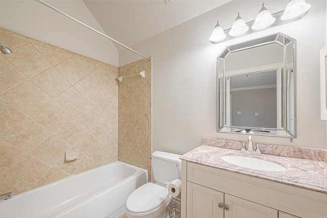 Building Photo - 31902 Forest Pine Ct