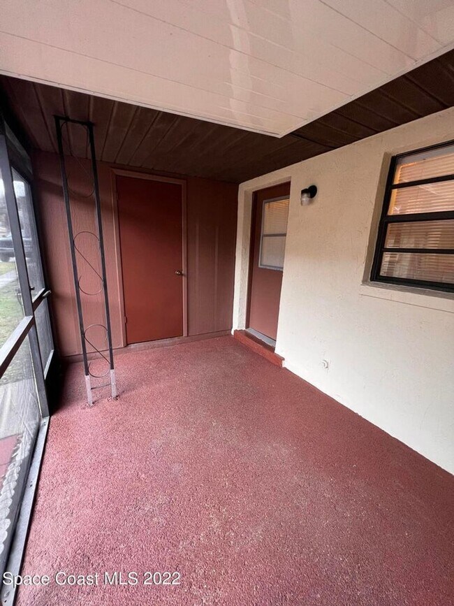 Building Photo - 1675 Jack Oates Blvd