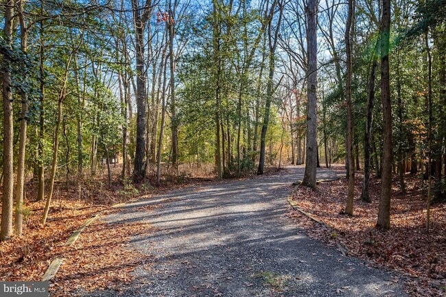 Building Photo - 1322 Commissioners Rd