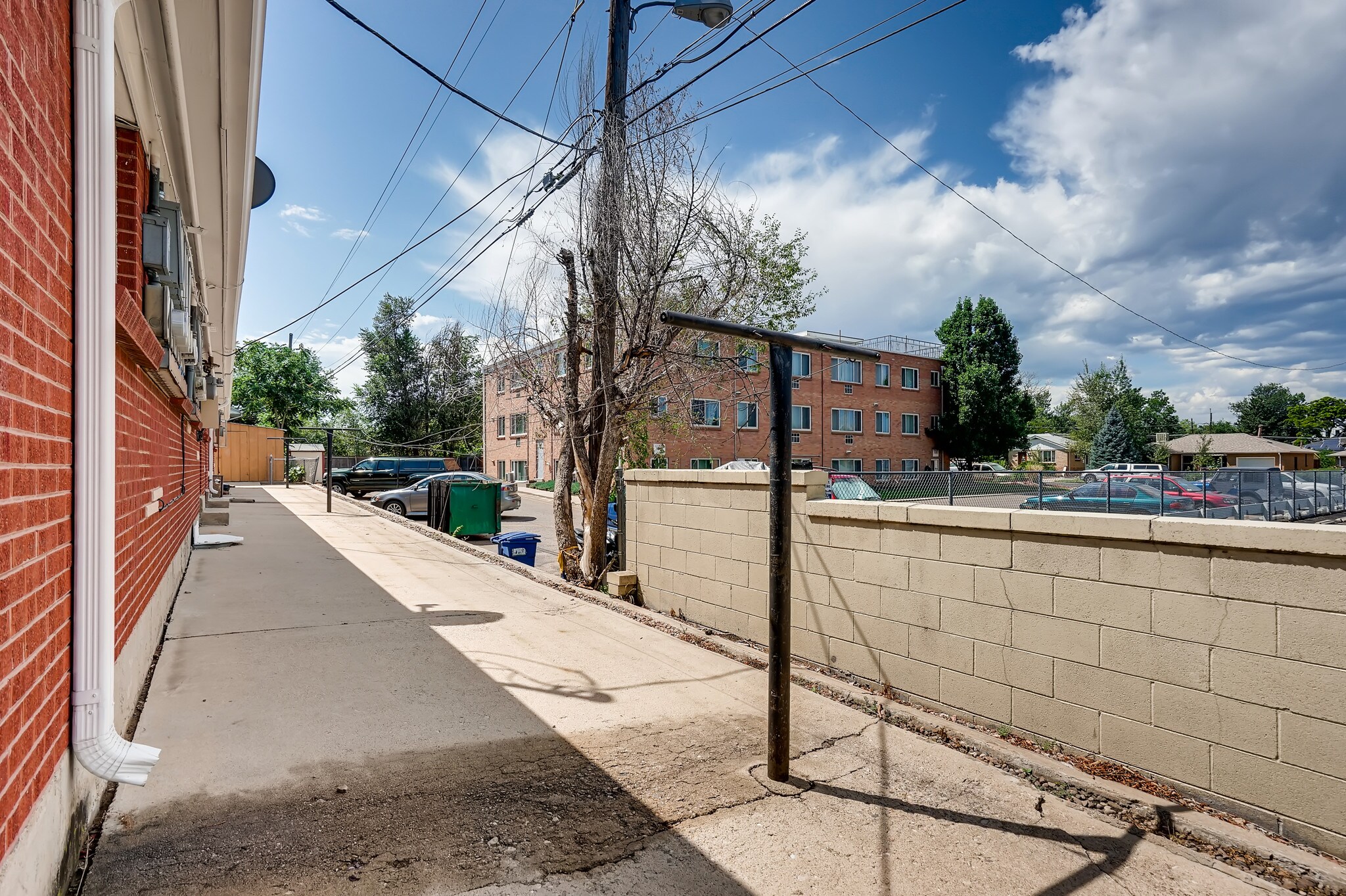 Building Photo - 3363 Sheridan Boulevard