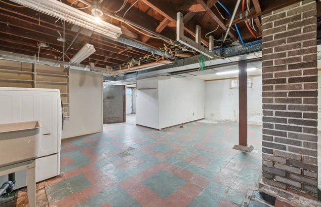 Building Photo - 4005 SE Boise St