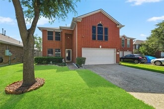Building Photo - 7027 Waveland Dr