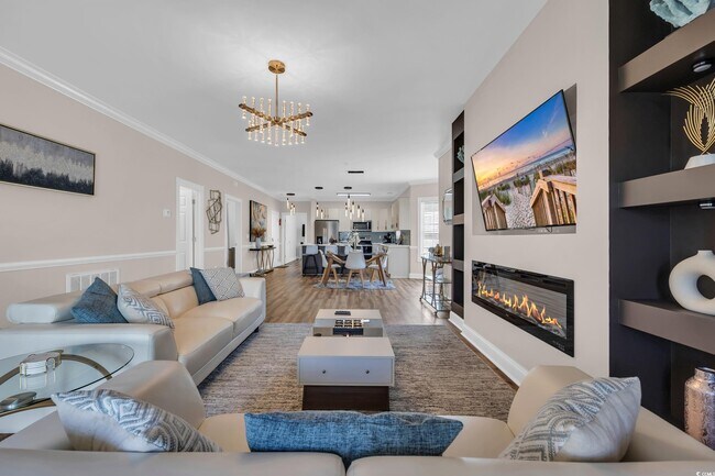 Building Photo - 4821 Luster Leaf Cir