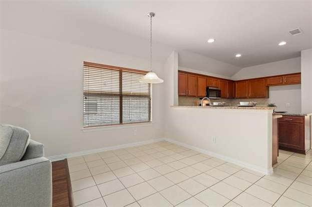 Building Photo - 115 Bird Creek Dr