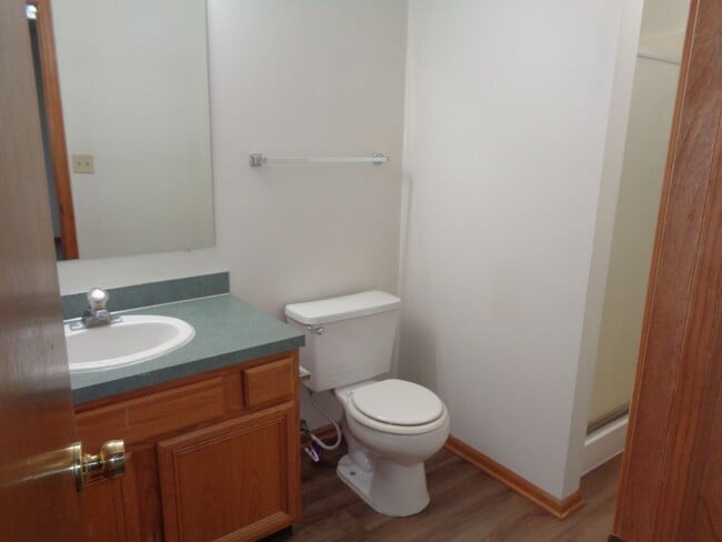 Building Photo - Spacious 3-Bedroom Home with Fenced Yard –...