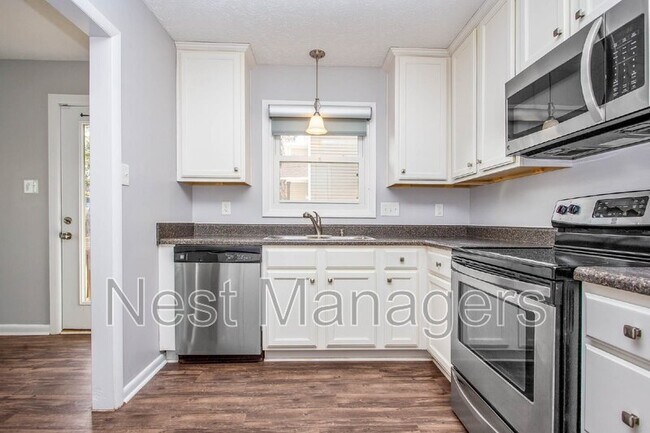 Building Photo - 485 Wilder Dr