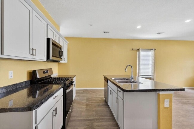 Building Photo - 24134 Breckenridge Hts Ln