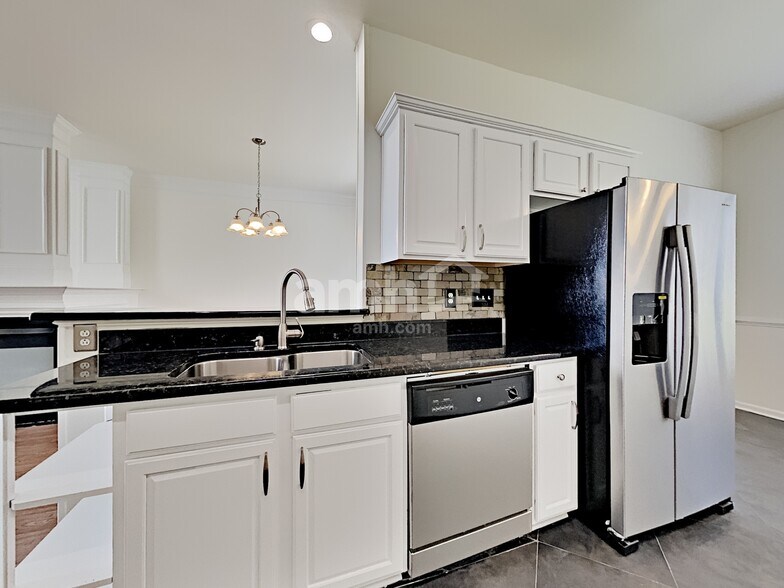 Building Photo - 6832 Alydar Ct