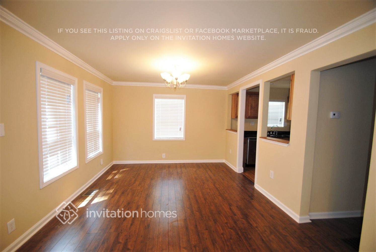 Building Photo - 914 Bouldercrest Dr SE