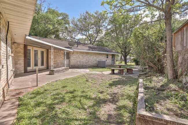 Building Photo - 2303 W T C Jester Blvd