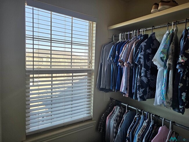 Building Photo - 104 Gayland Dr