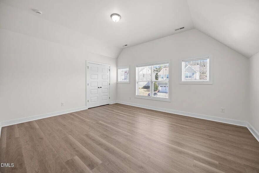 Building Photo - Room in House on Plott Hound Ln