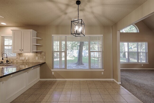 Building Photo - 14918 Pollux Dr