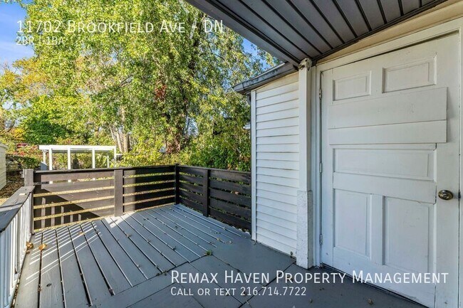 Building Photo - 11702 Brookfield Ave