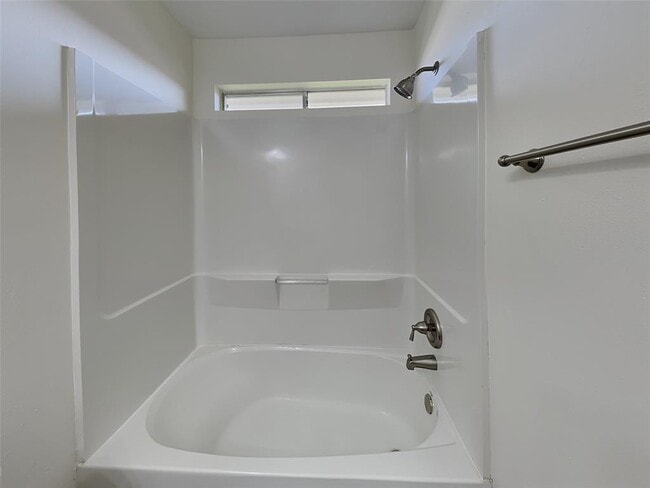 Building Photo - 11731 Rolling Stream Dr