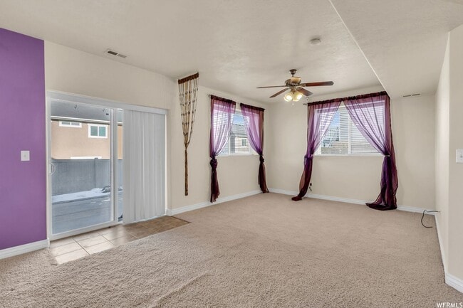 Building Photo - AMAZING 2 STORY HOME w/ 4 CAR GARAGE!