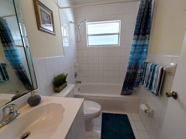 Building Photo - 894 NW 134th Pl