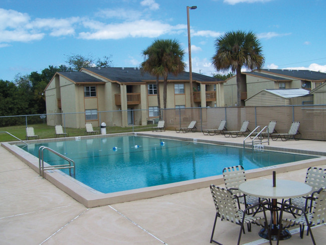 Emerald Place Apartments - 1040 Tree Ln Titusville FL 32780 | Apartment ...