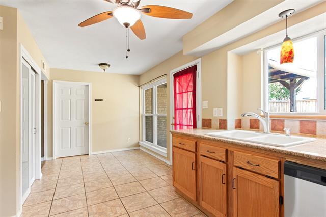 Building Photo - 1209 Cherrywood Ct