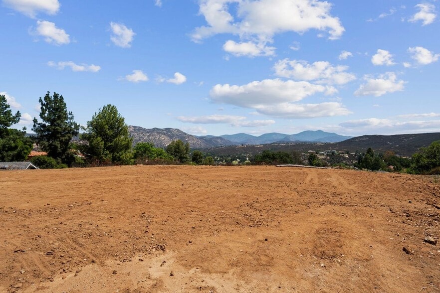 Building Photo - 23627 Calistoga Pl