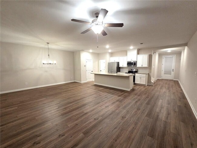 Building Photo - 1416 Lucan Ln