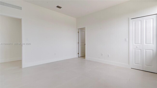 Building Photo - 20930 SW 96th Ct