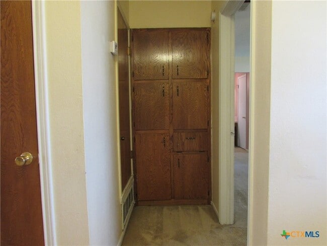 Building Photo - 1810 Gautier Ave
