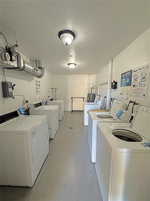 Building Photo - 2351 Irish Ln