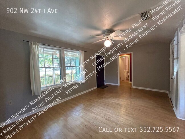 Building Photo - 902 NW 24th Ave