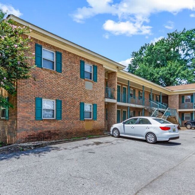 Building Photo - Old South Apartments