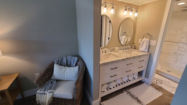 Building Photo - 1319 Dockside Pl