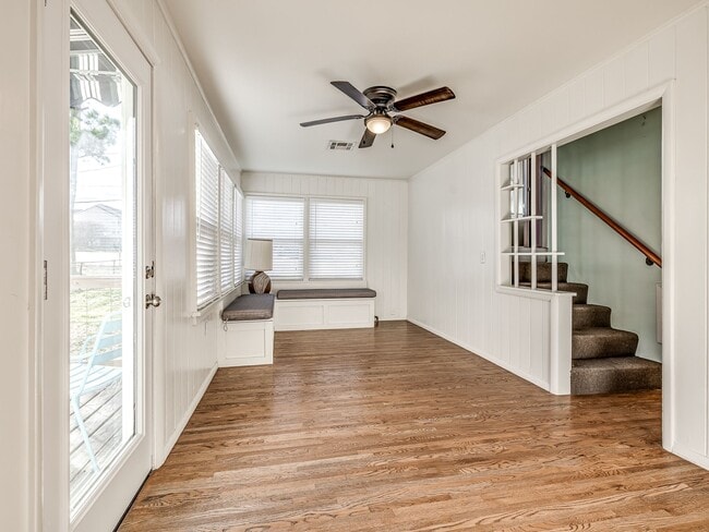 Building Photo - 458 S Indianapolis Ave