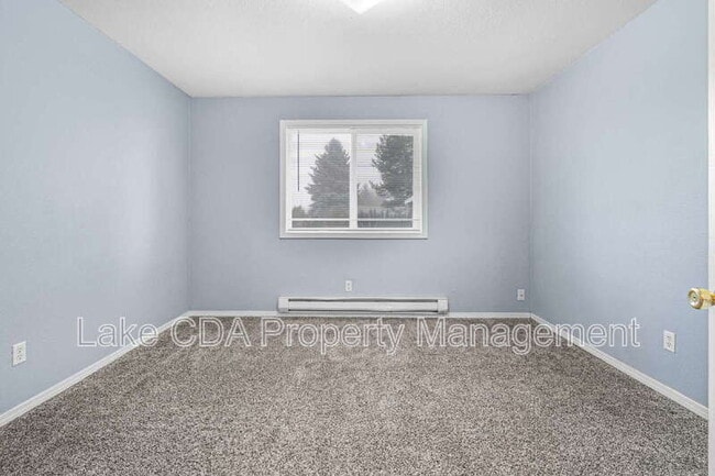 Building Photo - 1411 E Lunceford Ln