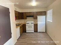 Building Photo - 145 Manzano St NE