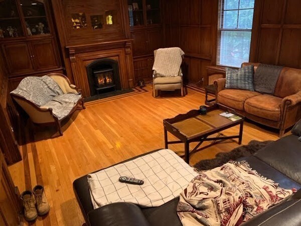 Building Photo - 30 Waldron St