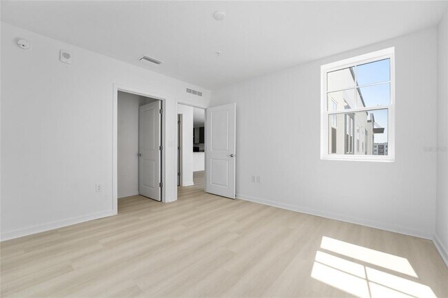 Building Photo - 5587 Millennia Park Dr