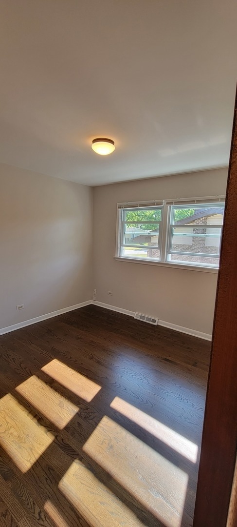 Building Photo - 608 Trent Ln