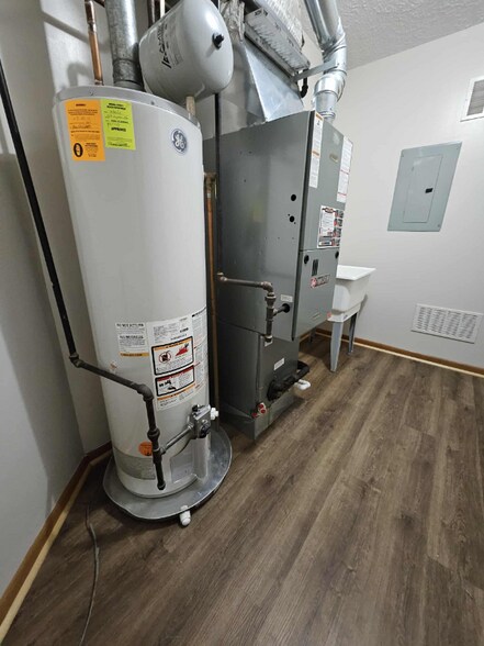 Building Photo - 468 Topaz Ln