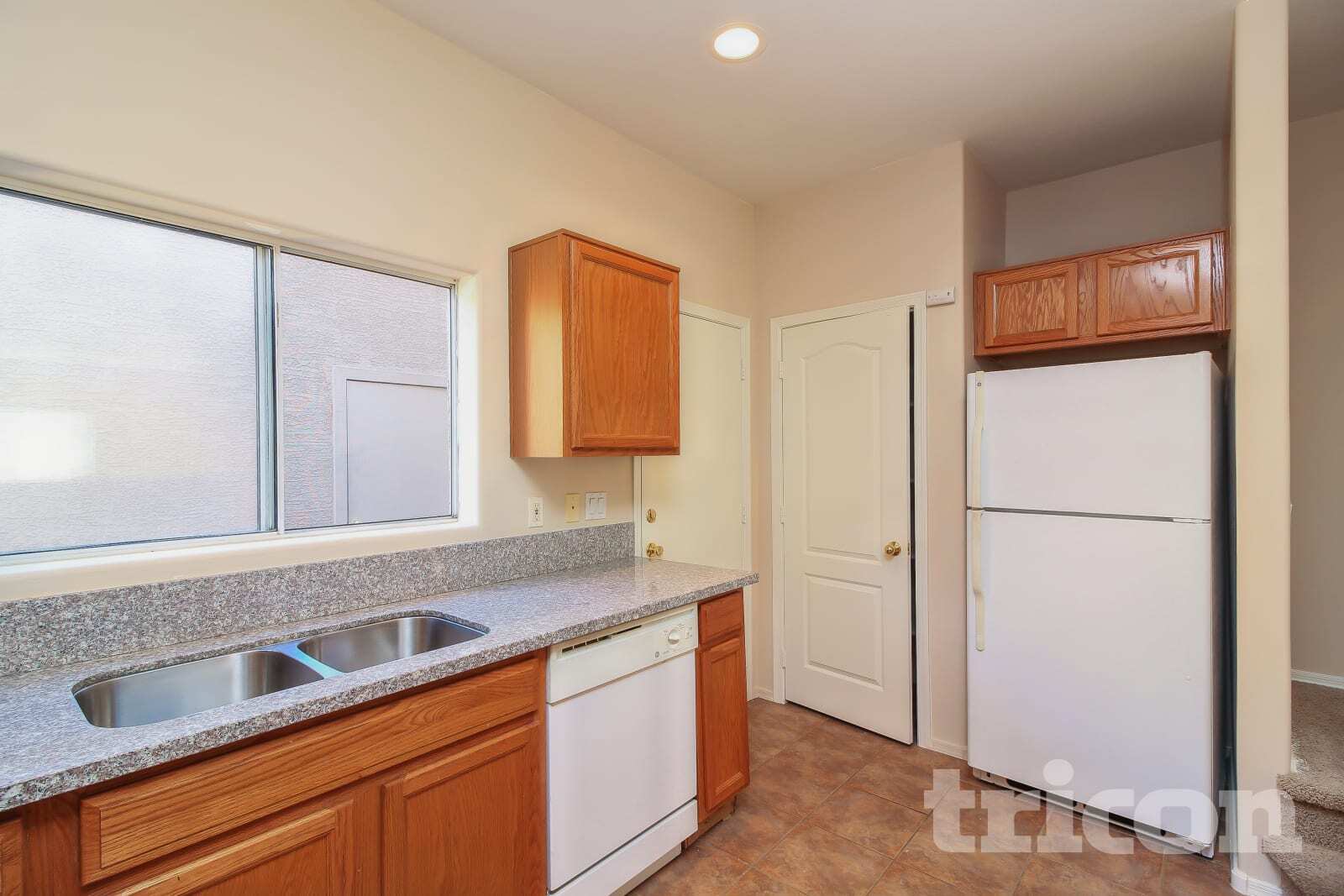 Building Photo - 17610 N 17th Pl