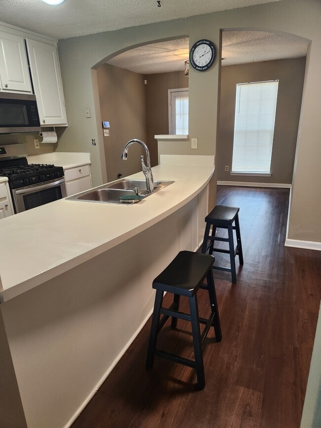 Building Photo - 739 Hynds Springs Dr
