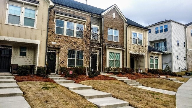 Building Photo - 3231 Moss Ln