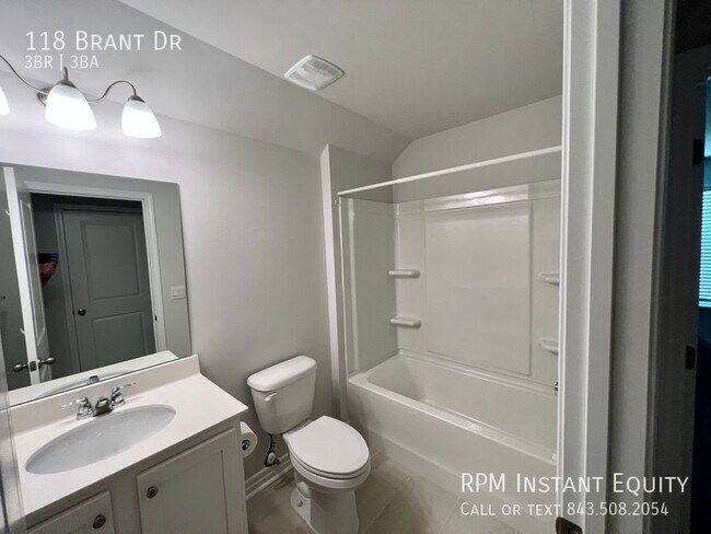 Building Photo - 118 Brant Dr