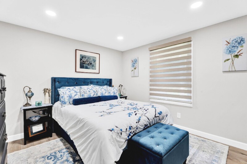 Building Photo - 6 Roanoke Ln