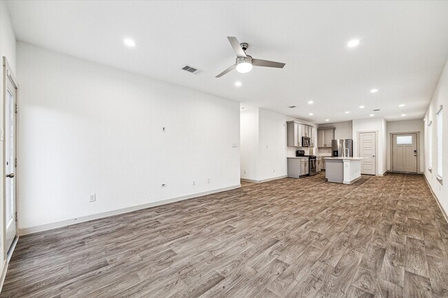 Building Photo - 3004 Ludgate Hill Ln