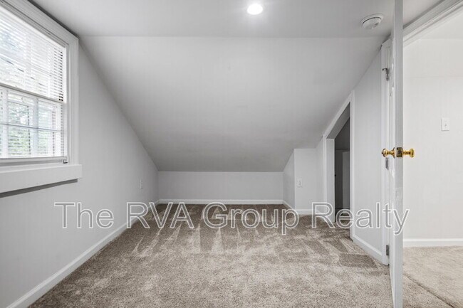 Building Photo - 2517 Haden Ave