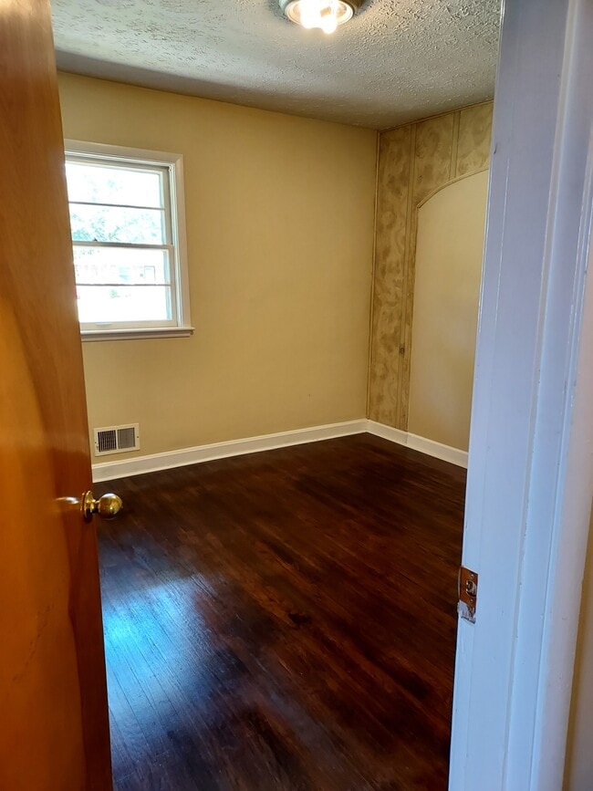 Bedroom #1 - 6105 Oakdale Ln