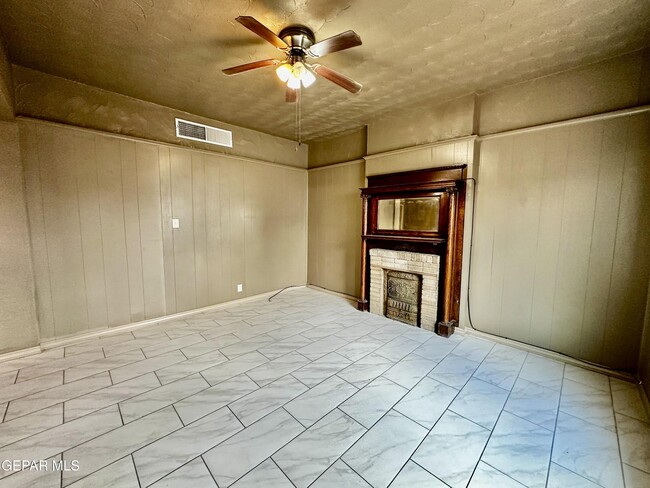 Building Photo - 618 Stewart Ct