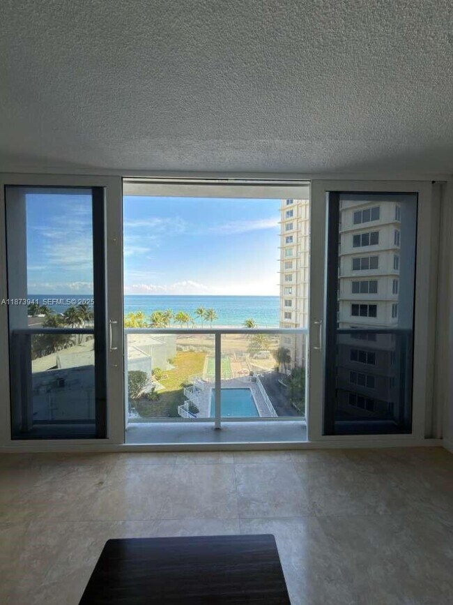 Building Photo - 1200 N Fort Lauderdale Beach Blvd